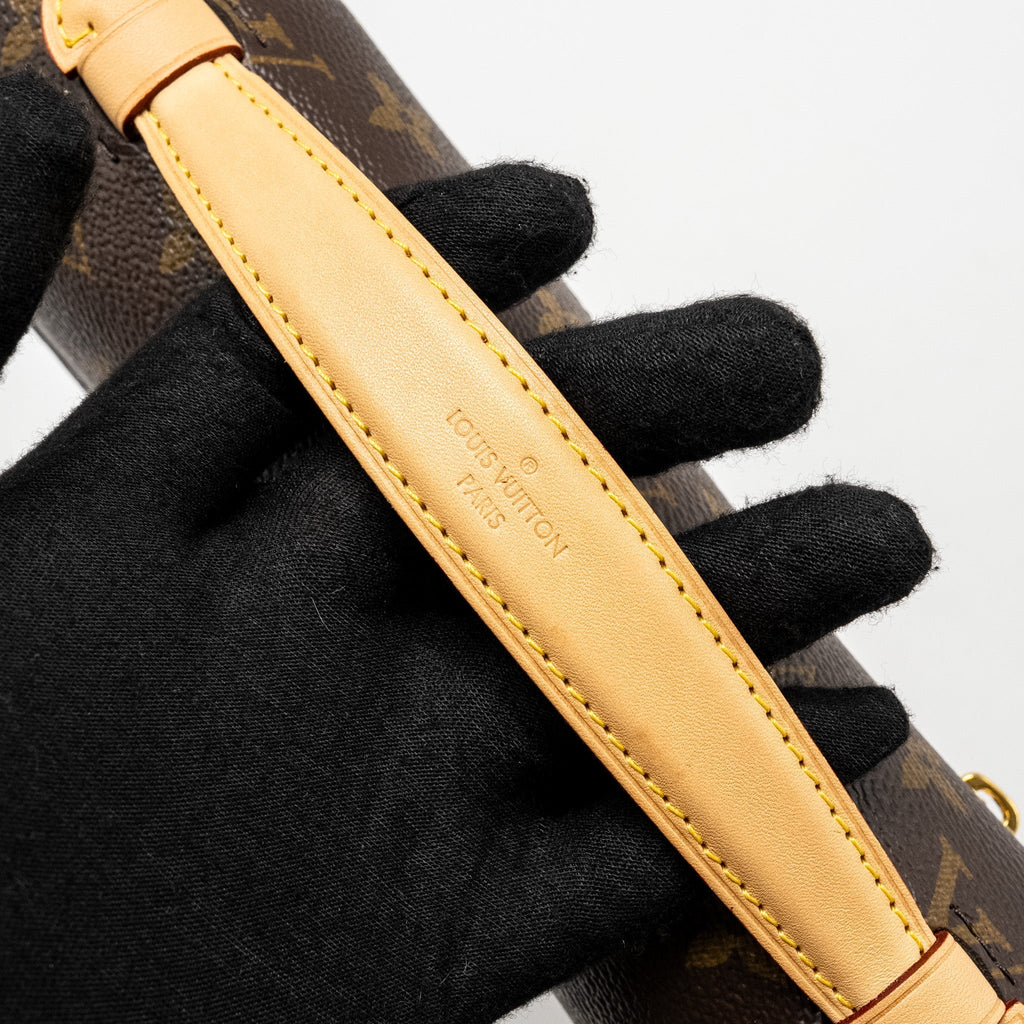 louis-vuitton-pochette-metis-monogram-canvas-ghw-27