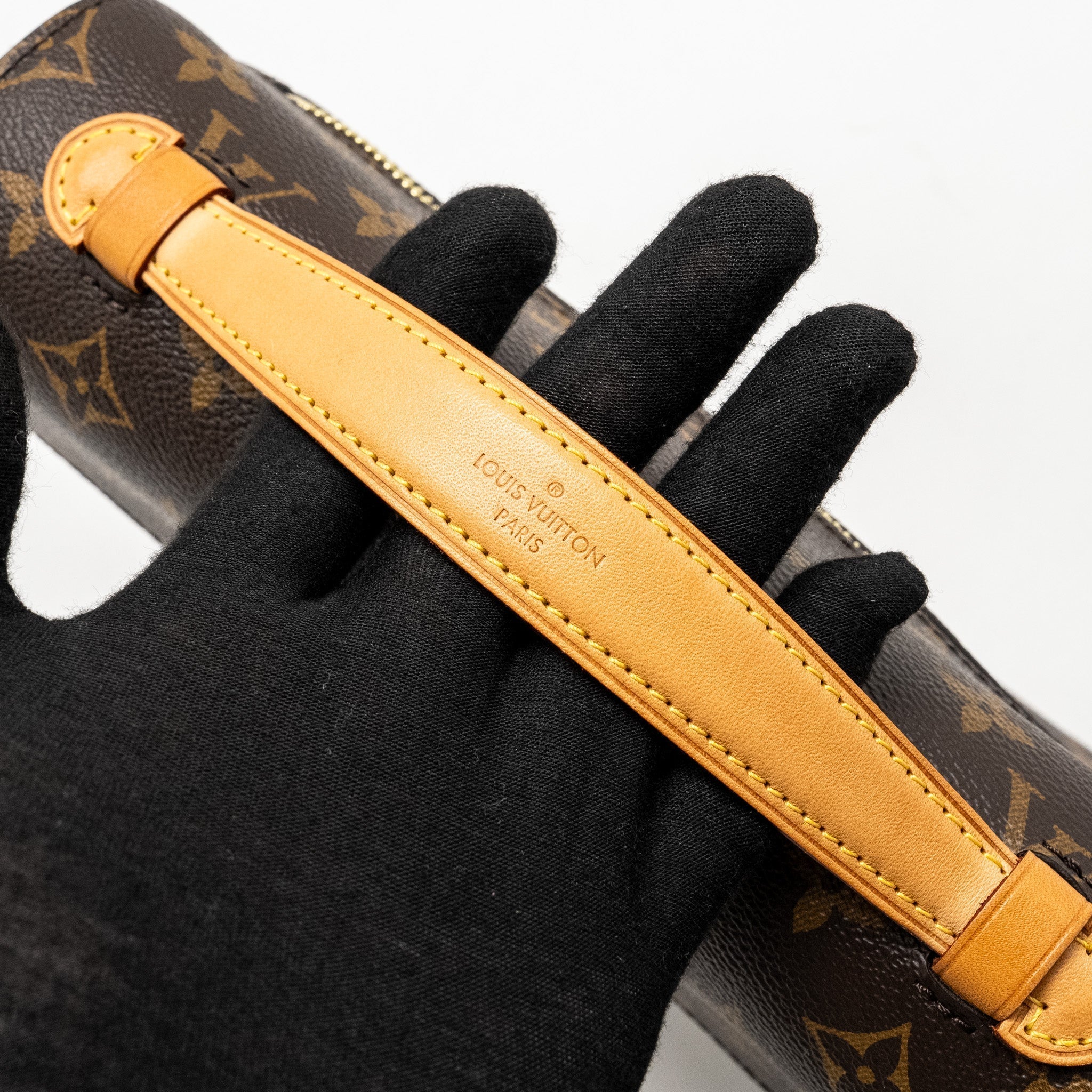 louis-vuitton-pochette-metis