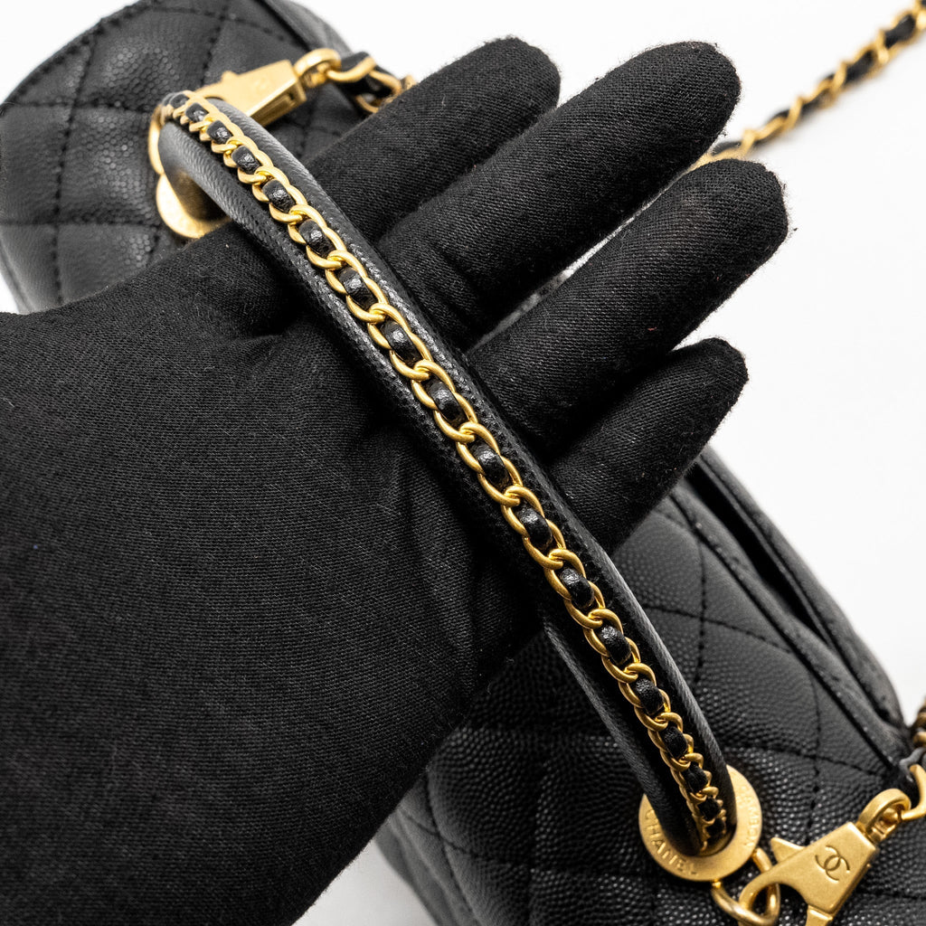 chanel-medium-coco-handle-limited-edition-caviar-black-ghw-microchip