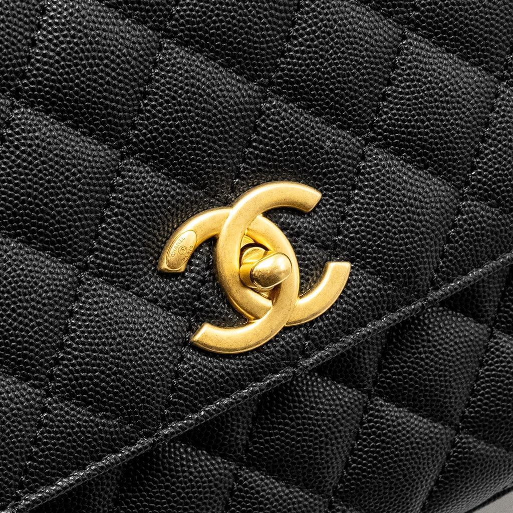 chanel-medium-coco-handle-limited-edition-caviar-black-ghw-microchip