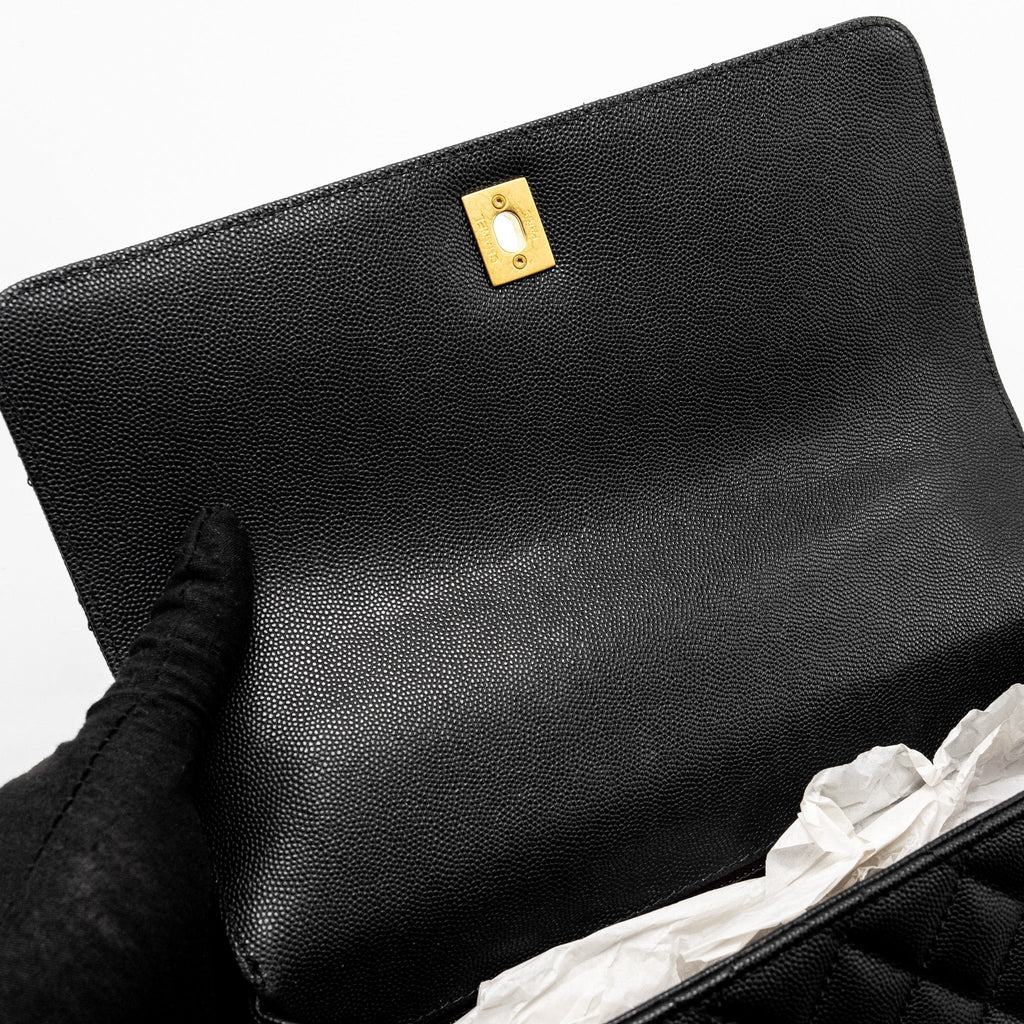 chanel-medium-coco-handle-limited-edition-caviar-black-ghw-microchip