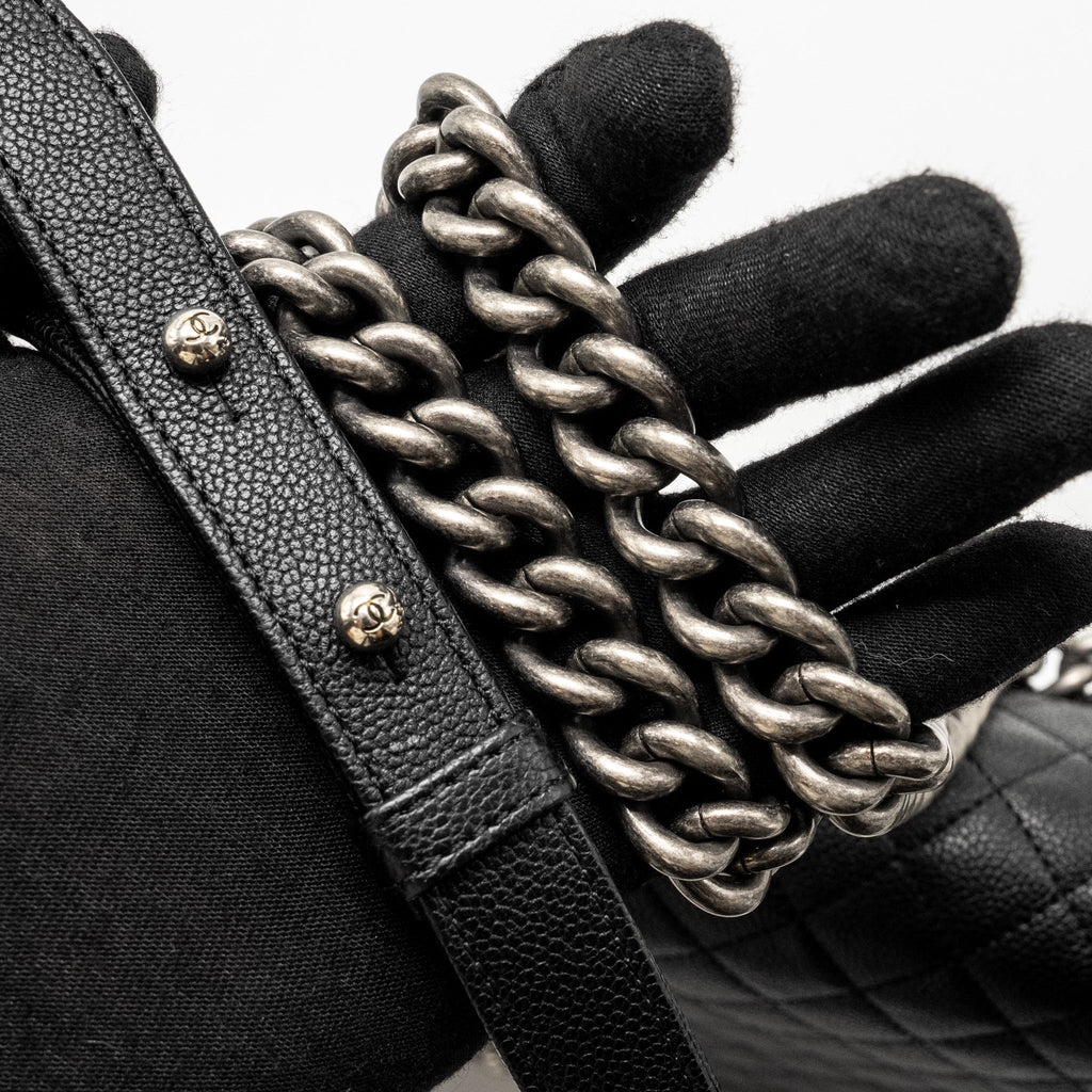 chanel-boy-bag-black