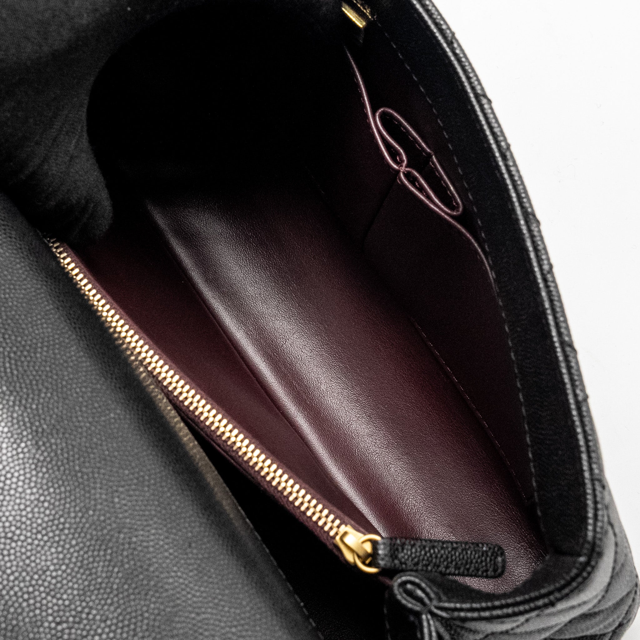chanel-medium-coco-handle-limited-edition-caviar-black-ghw-microchip