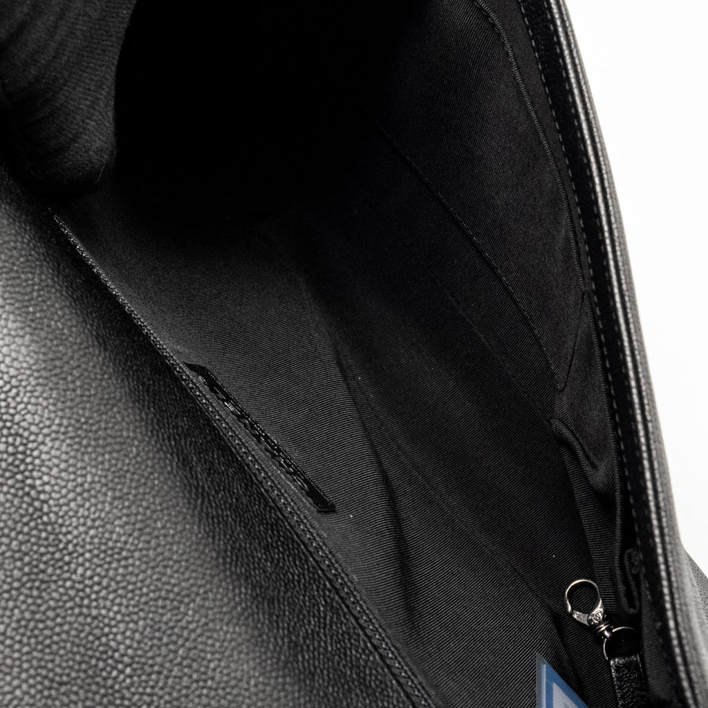 chanel-boy-bag-black