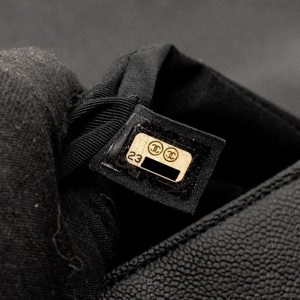 chanel-boy-bag-black