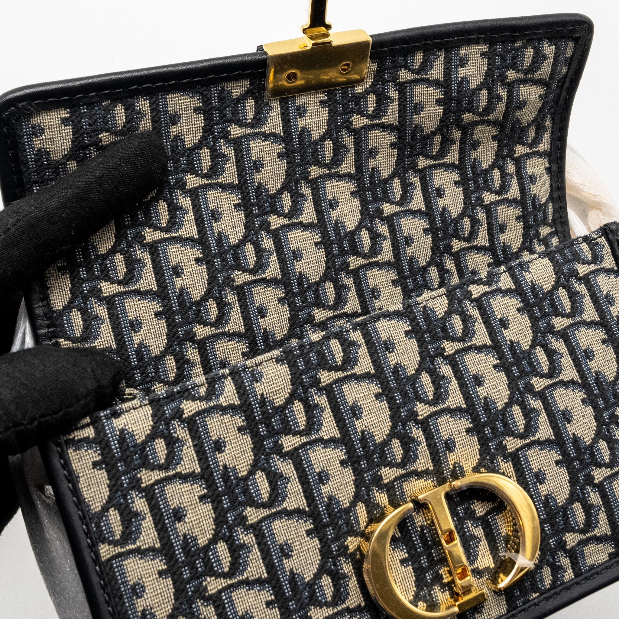 dior-30-montaigne-east-west-bag-with-chain-oblique-jacquard-blue-ghw