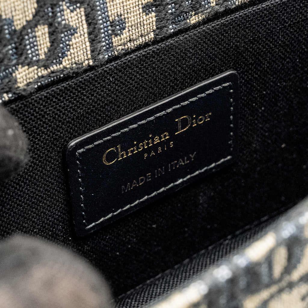 dior-30-montaigne-east-west-bag-with-chain-oblique-jacquard-blue-ghw