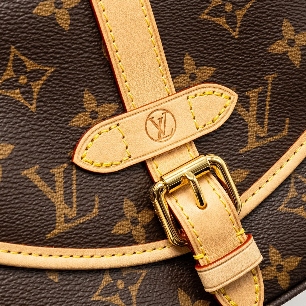 louis-vuitton-saumur-bb-monogram-canvas-ghw