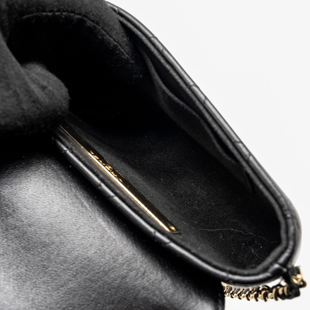 chanel-22a-phone-case-mini-wallet-on-chain-lambskin-black-lghw-microchip-copy