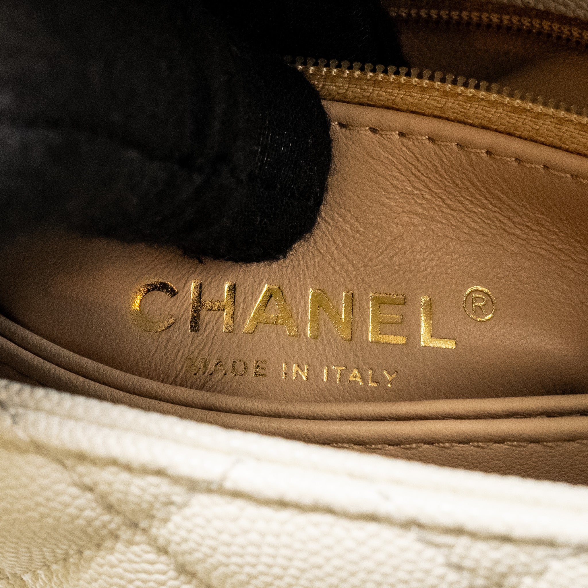 chanel-mini-coco-handle-caviar-white-ghw-microchip