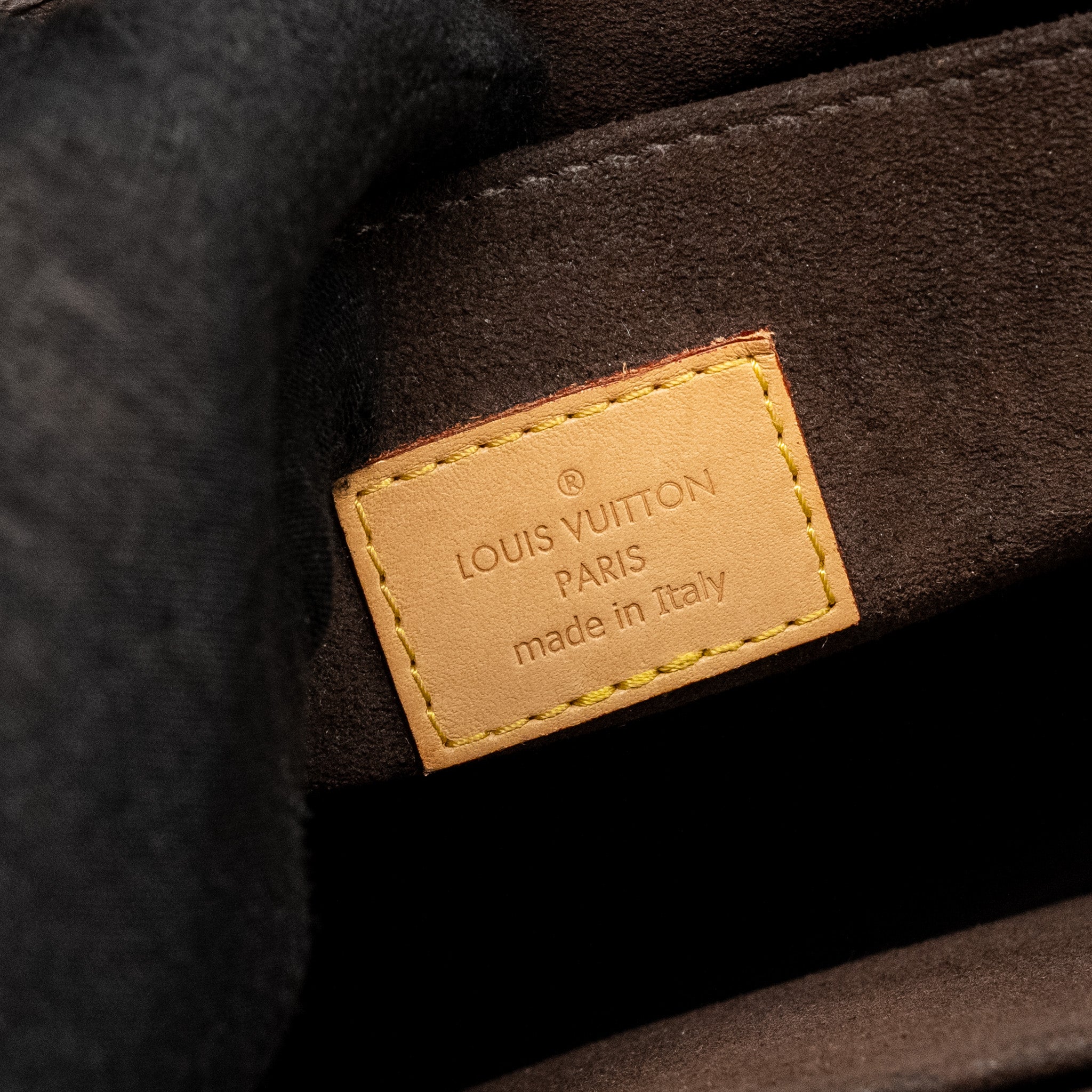 louis-vuitton-pochette-metis-monogram-canvas-ghw-28