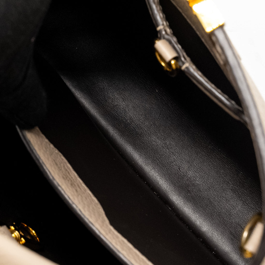 louis-vuitton-capucines-bb-taurillon-light-grey-ghw