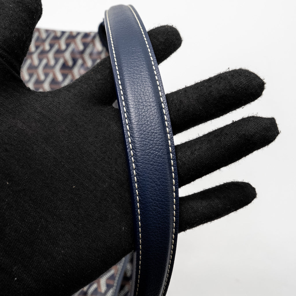 goyard-boheme-hobo-bag-goyardine-canvas-calfskin-navy-shw