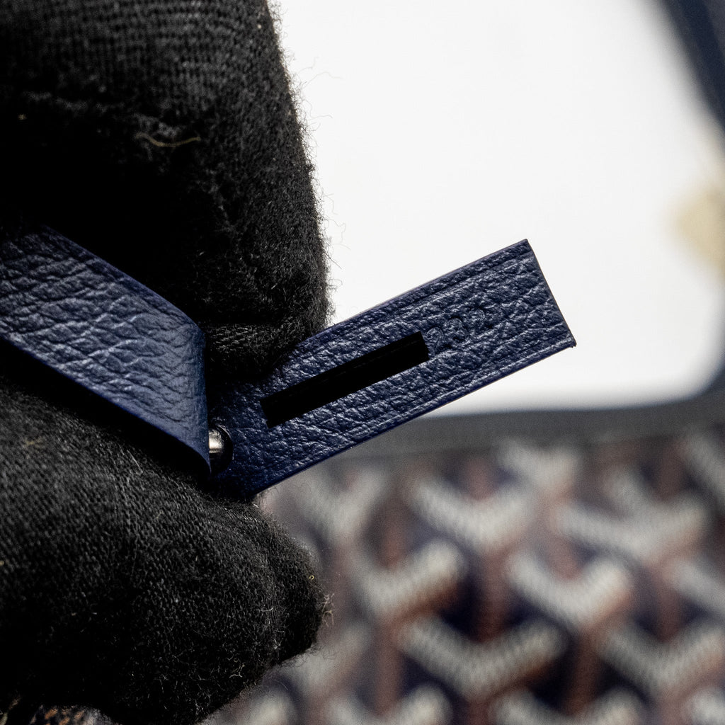 goyard-boheme-hobo-bag-goyardine-canvas-calfskin-navy-shw