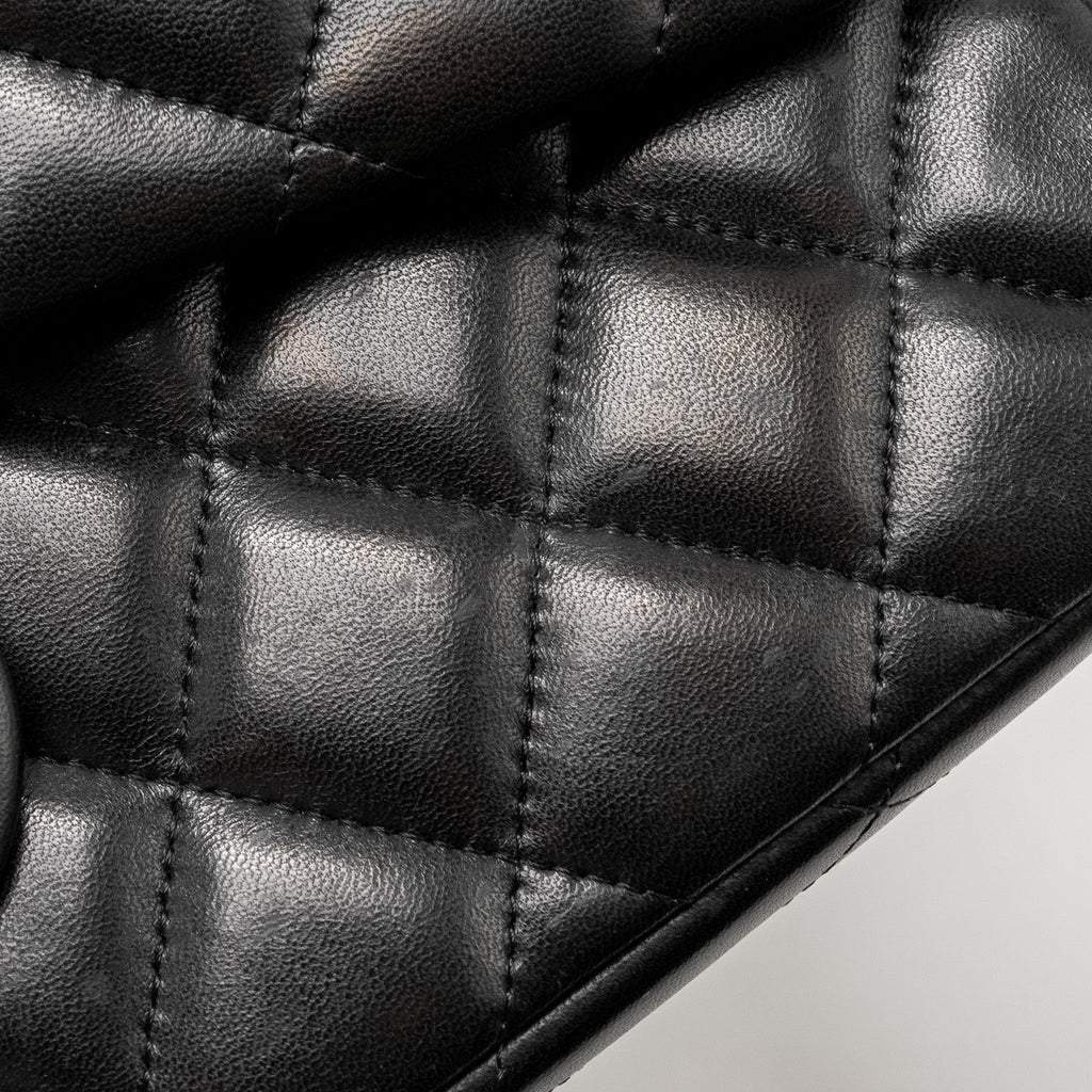 chanel-jumbo-classic-double-flap-bag-lambskin-black-ghw-2