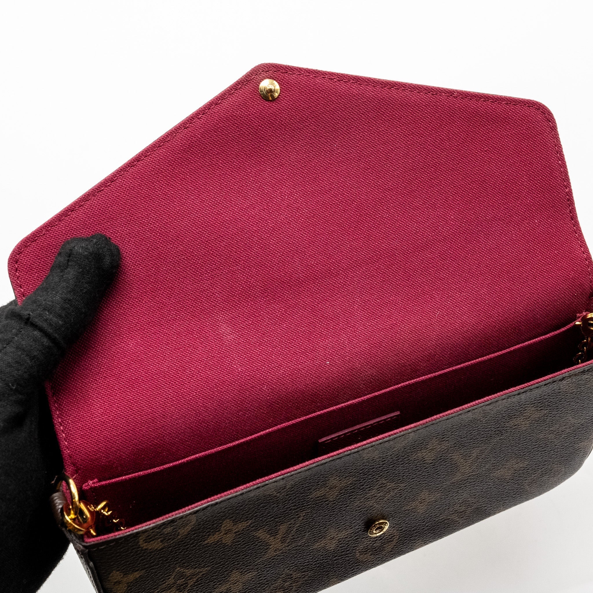 louis-vuitton-felicie-pochette-monogram-canvas-ghw-16