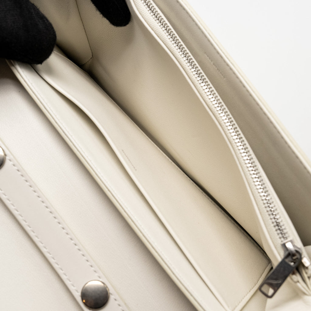 celine-trapeze-triomphe-shoulder-bag-shiny-calfskin-white-shw