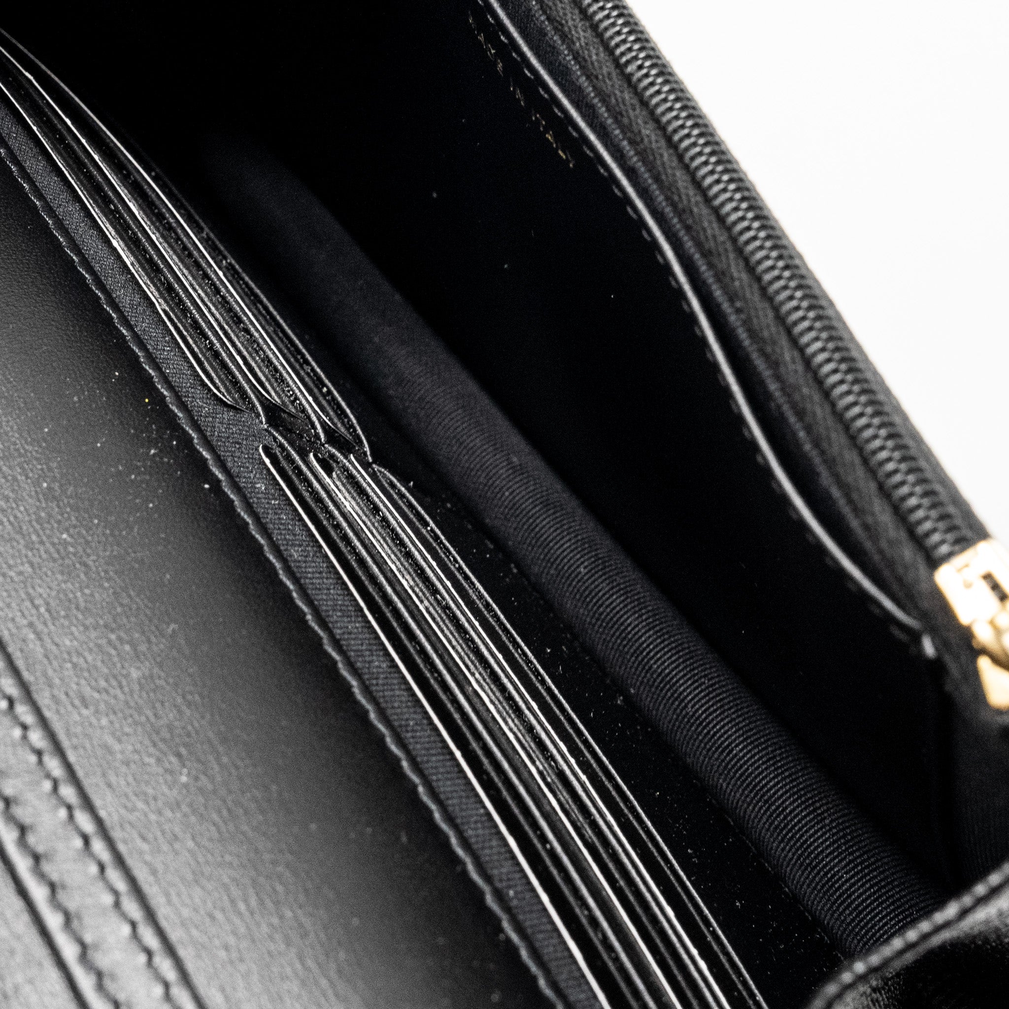 chanel-camellia-wallet-on-chain-caviar-black-ghw-microchip