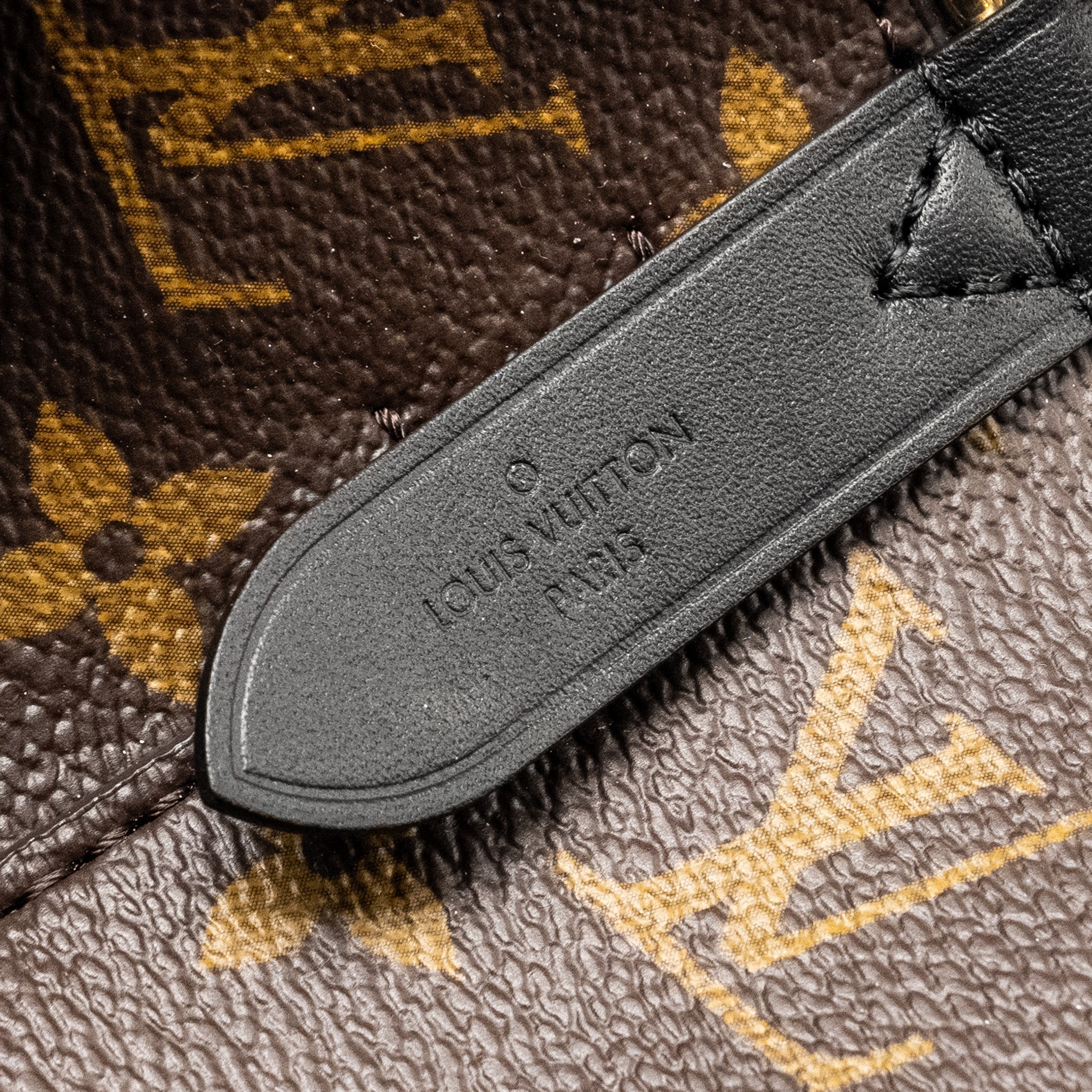 louis-vuitton-neo-noe-monogram-canvas-black-ghw-2