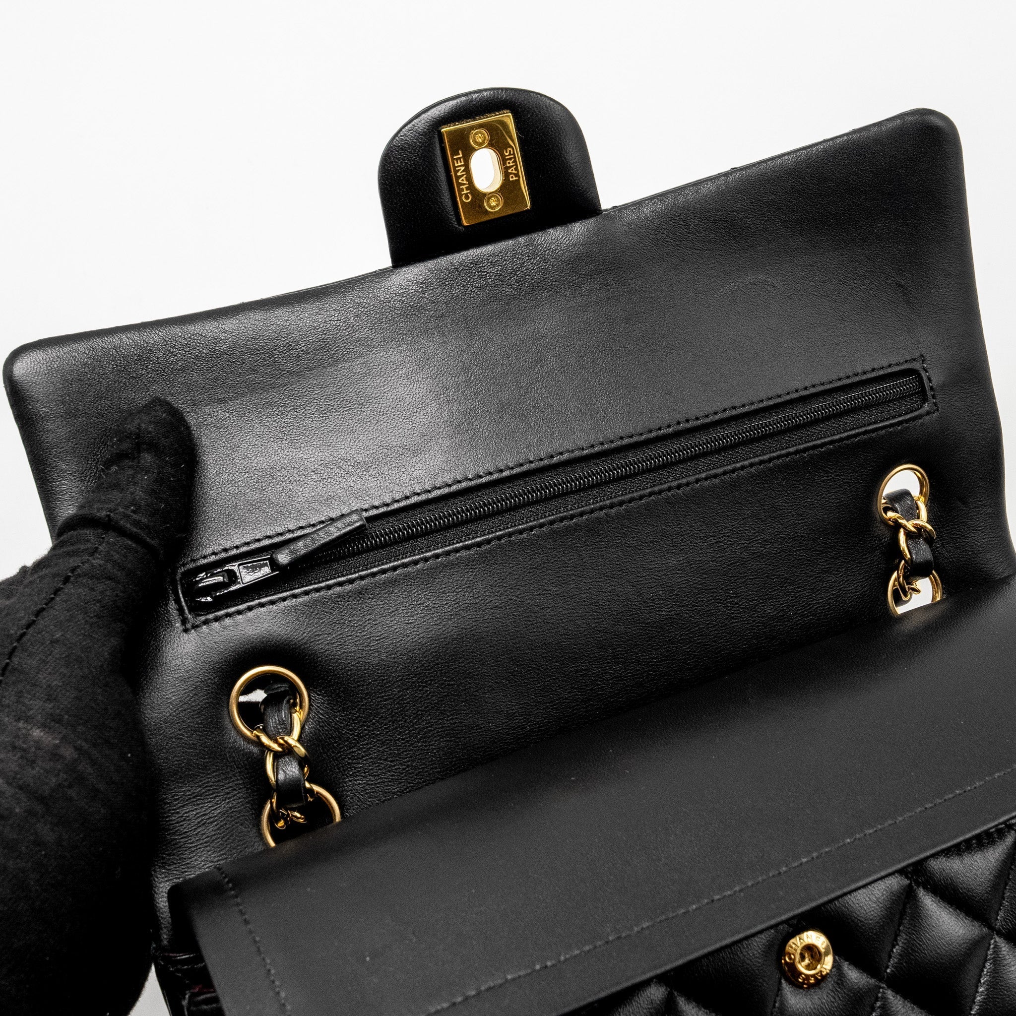 chanel-medium-classic-double-flap-bag-lambskin-black-ghwmicrochip