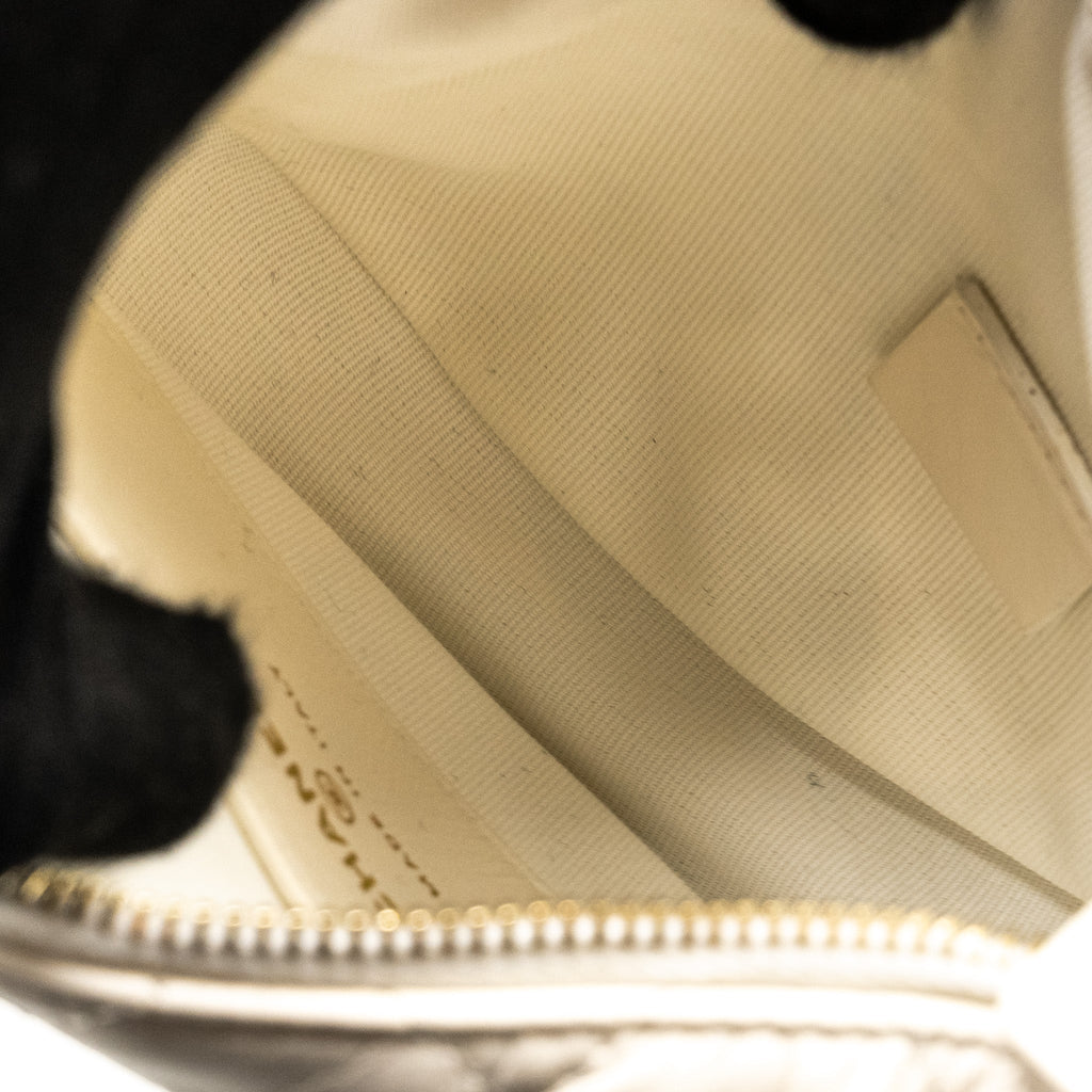 chanel-23c-round-clutch-lambskin-white-lghw-microchip-2