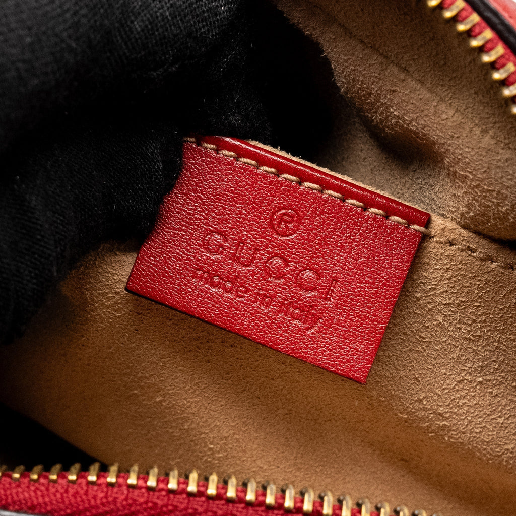 gucci-gg-marmont-matelasse-camera-bag-red-leather-red-ghw
