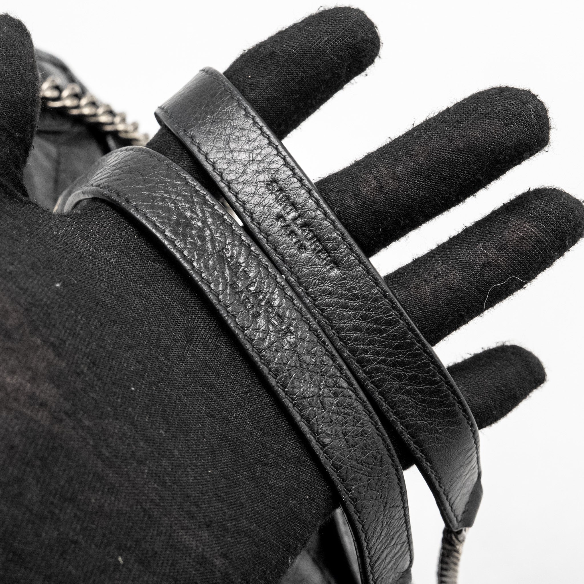 saint-laurent-ysl-medium-niki-calfskin-black-shw-2