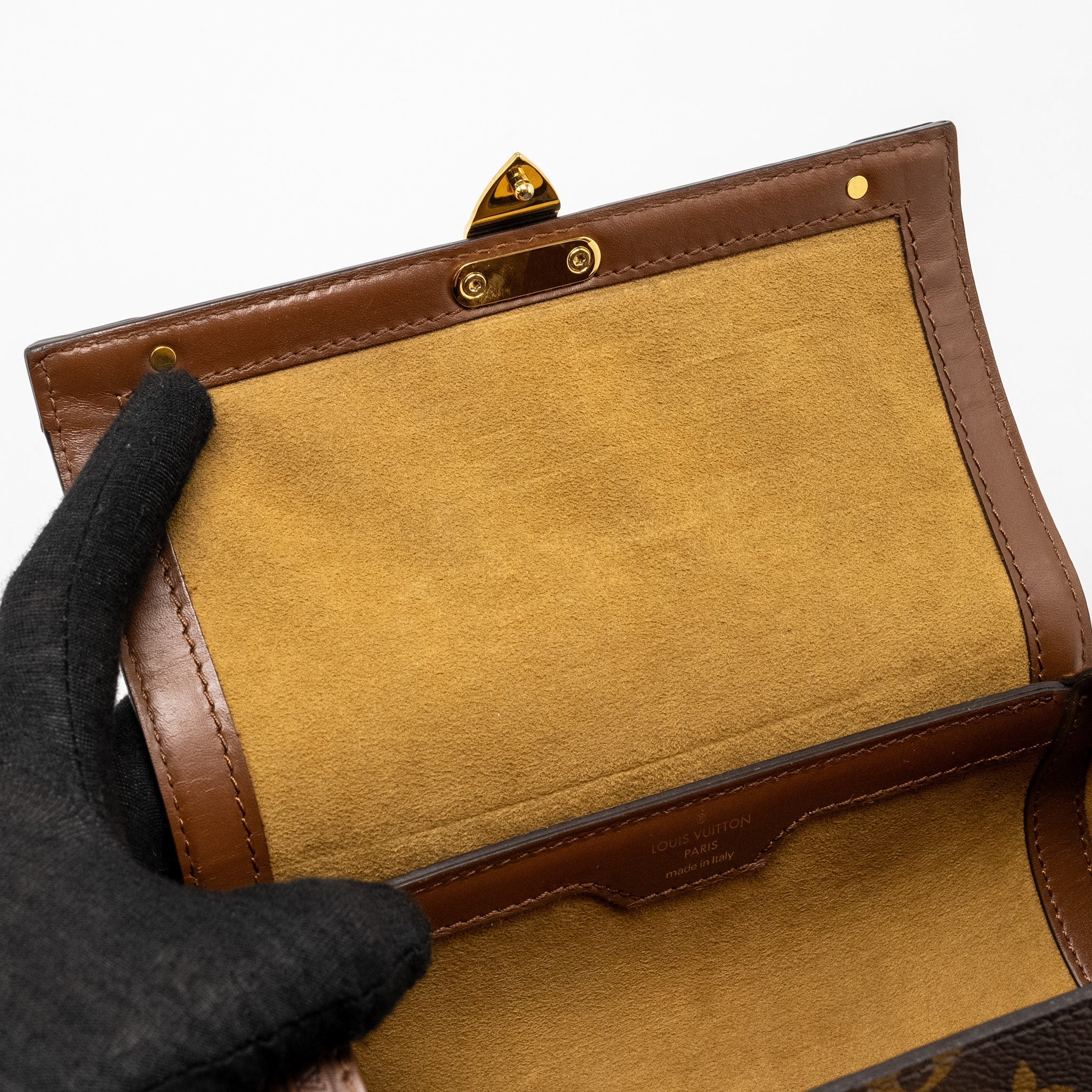 louis-vuitton-papillon-trunk-monogram-canvas-ghw-5