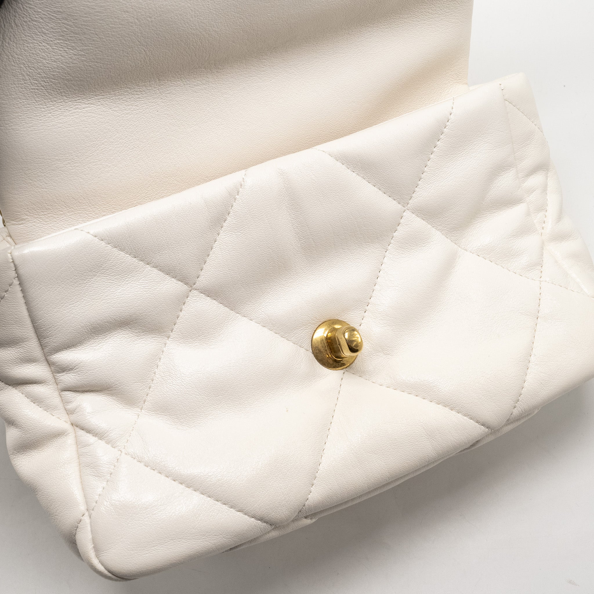 chanel-small-19-bag-lambskin-white-multicolour-hardware-copy