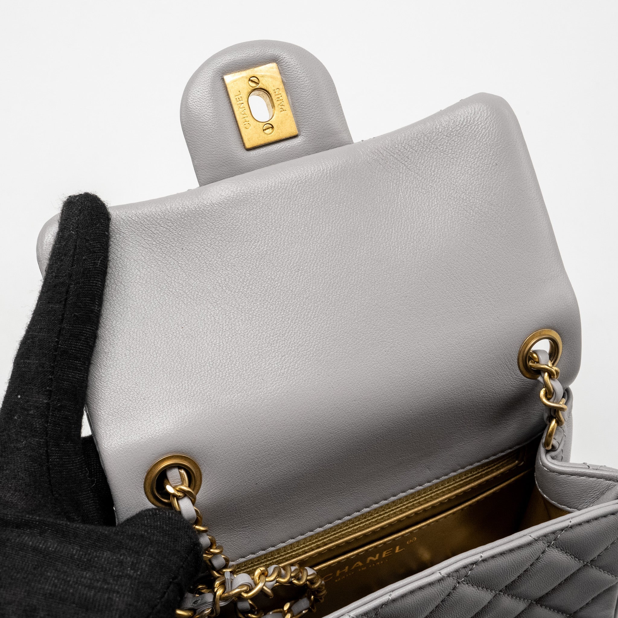 chanel-pearl-crush-mini-square-flap-bag-lambskin-light-grey-ghw-microchip-copy