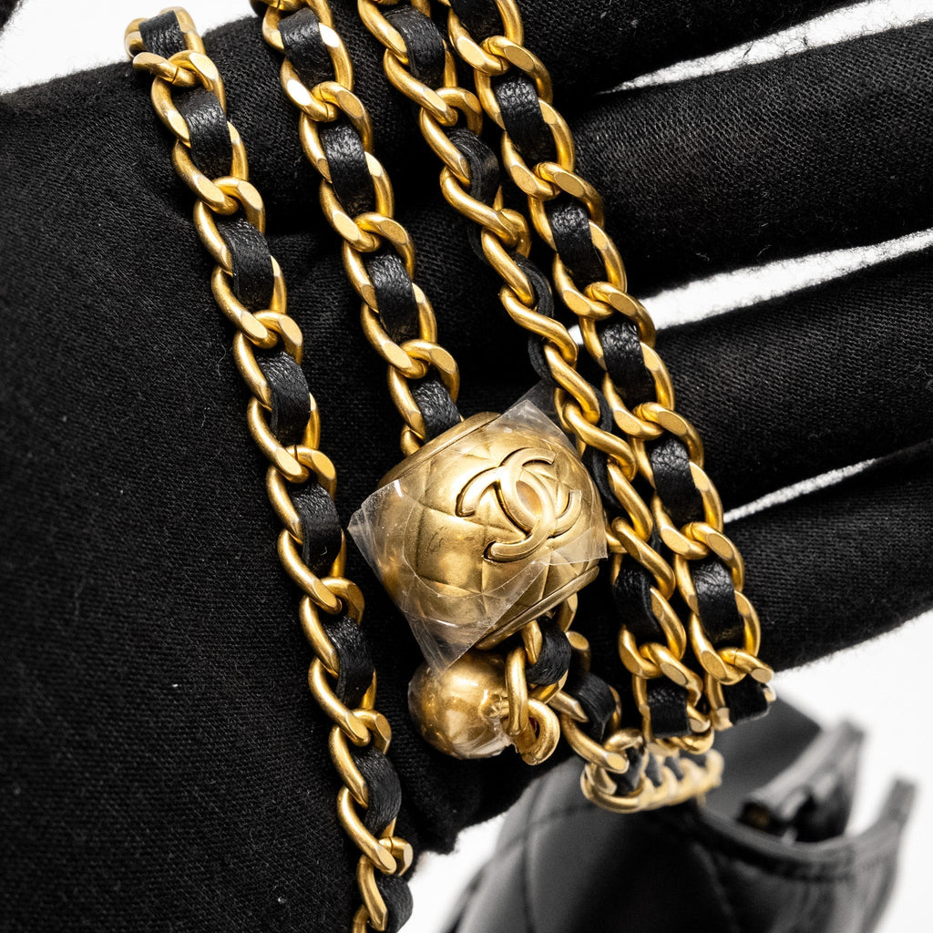 chanel-pearl-crush-wallet-on-chain-lambskin-black-ghw-microchip-14
