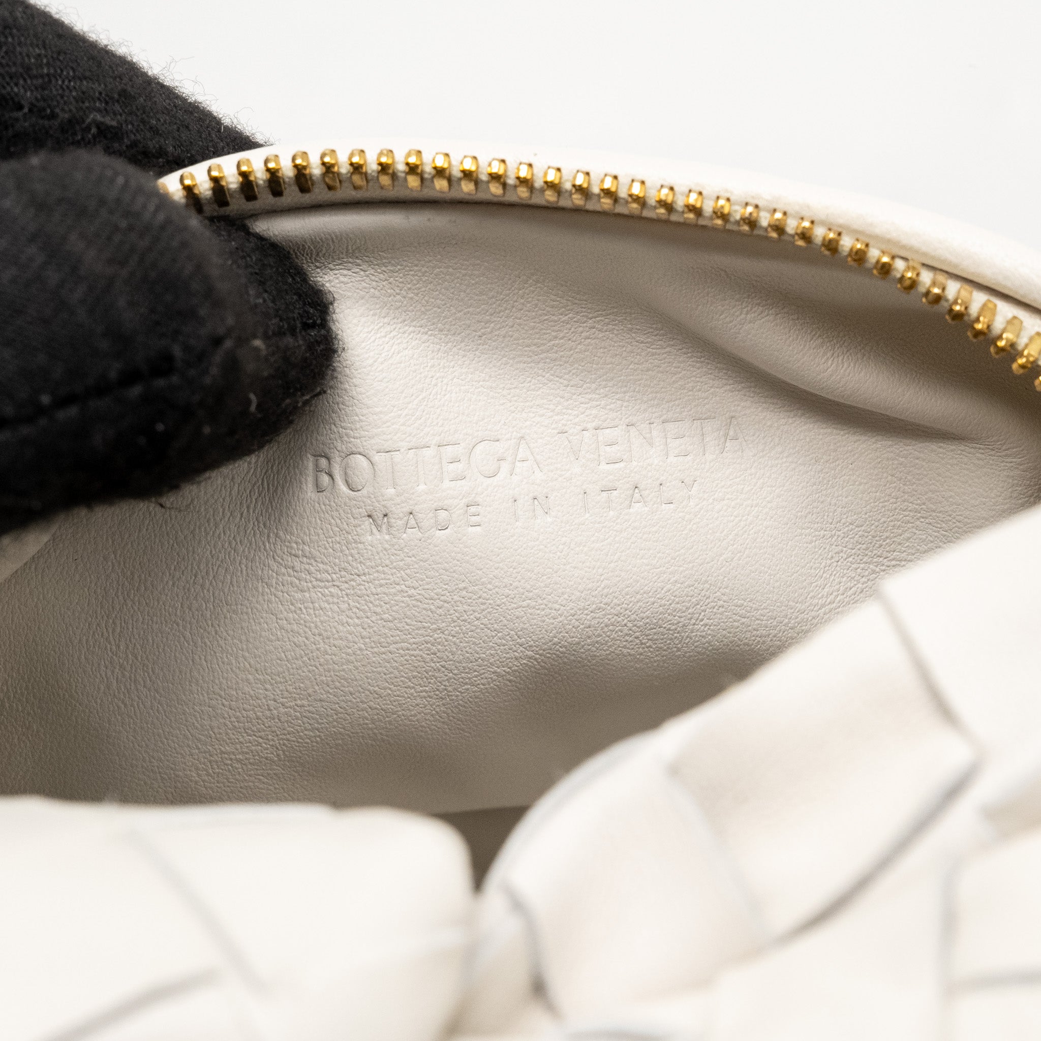 bottega-veneta-mini-jodie-lambskin-chalk-ghw-1