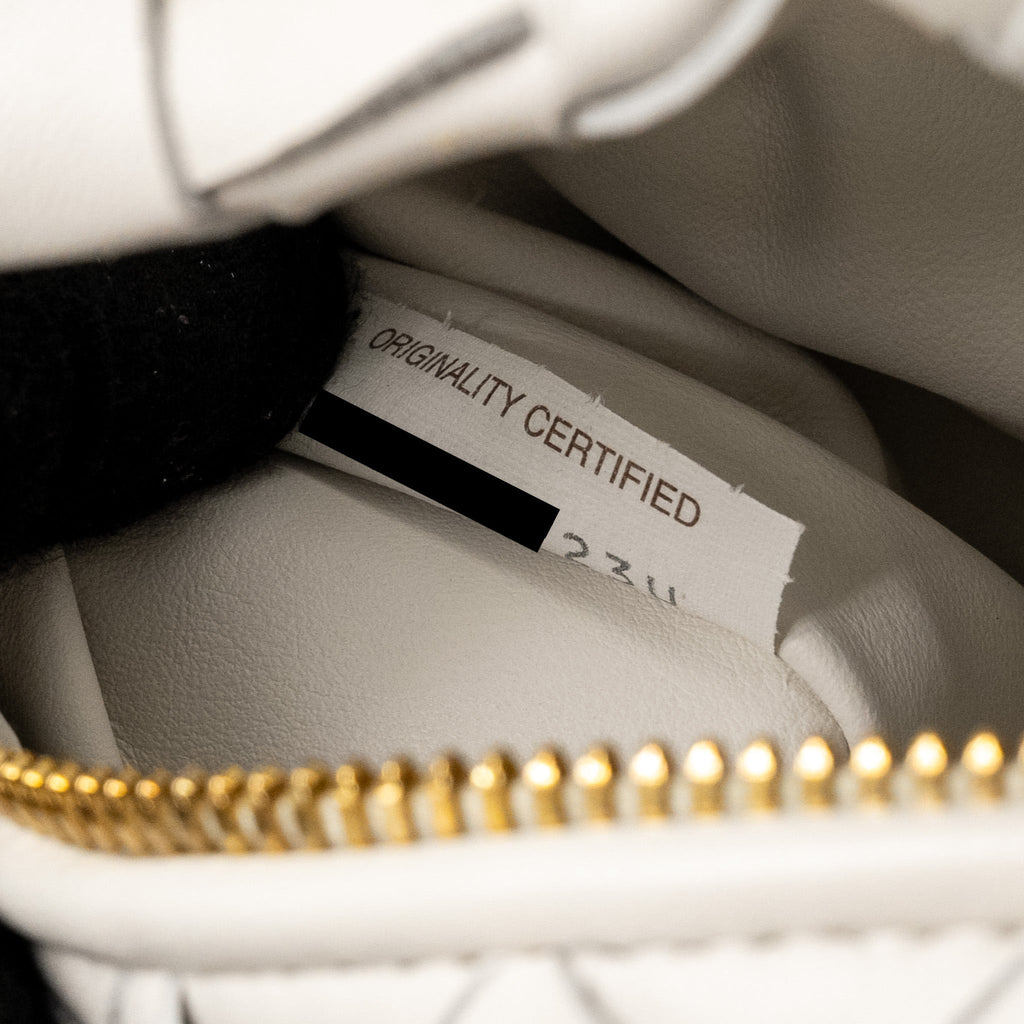 bottega-veneta-mini-jodie-lambskin-chalk-ghw-1