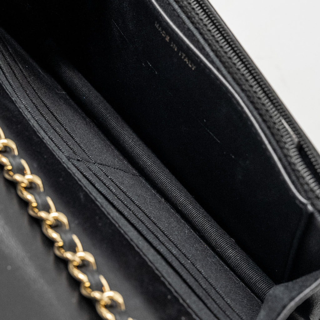 chanel-trendy-cc-wallet-on-chain-lambskin-black-lghw-microchip
