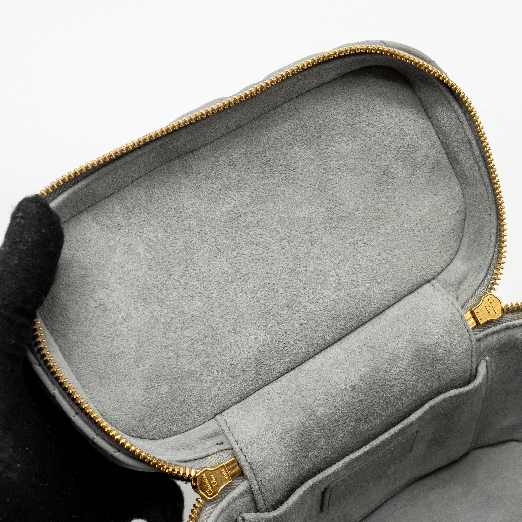 dior-small-diortravel-vanity-case-cannage-lambskin-grey-ghw-copy-1