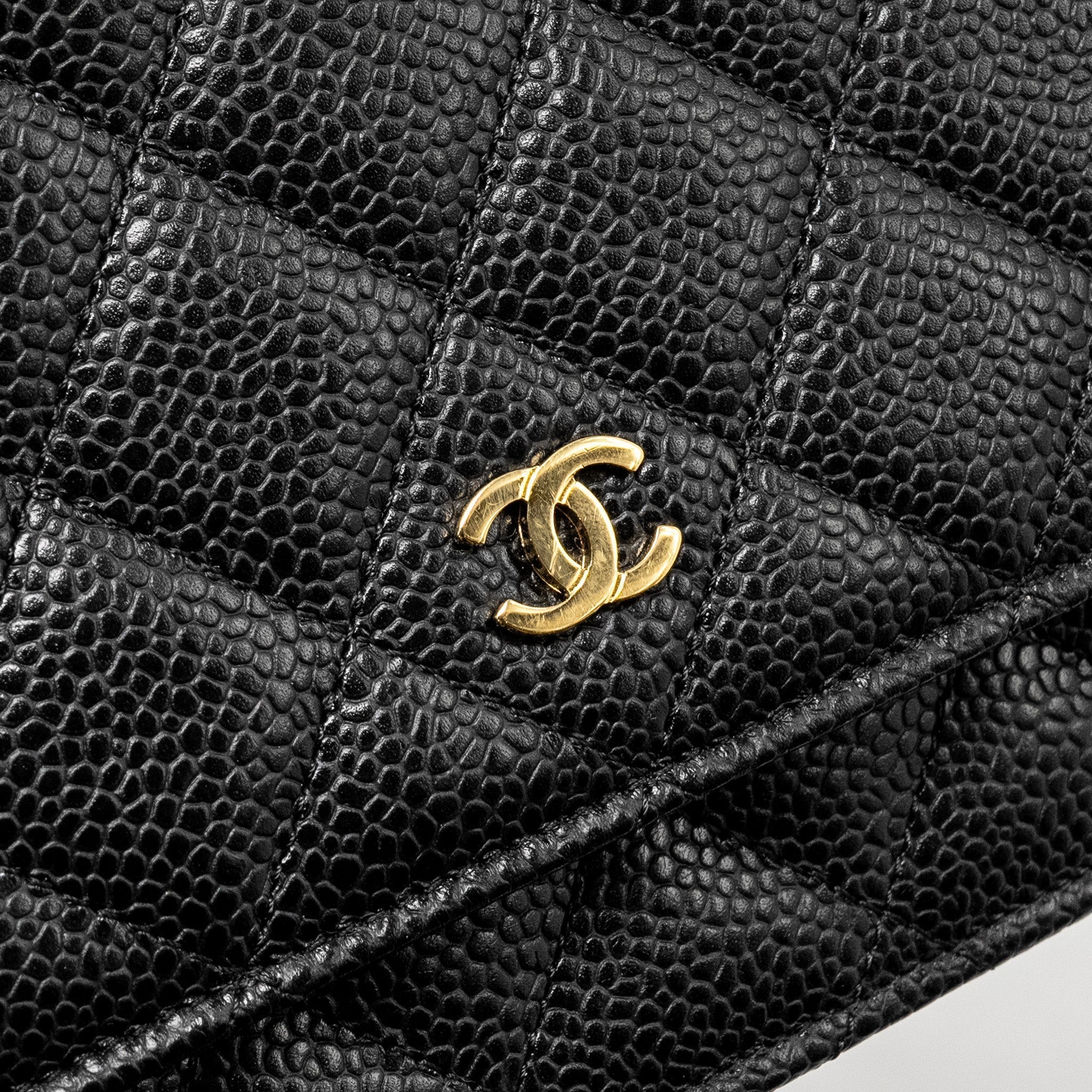 chanel-classic-wallet-on-chain-caviar-black-ghw-17