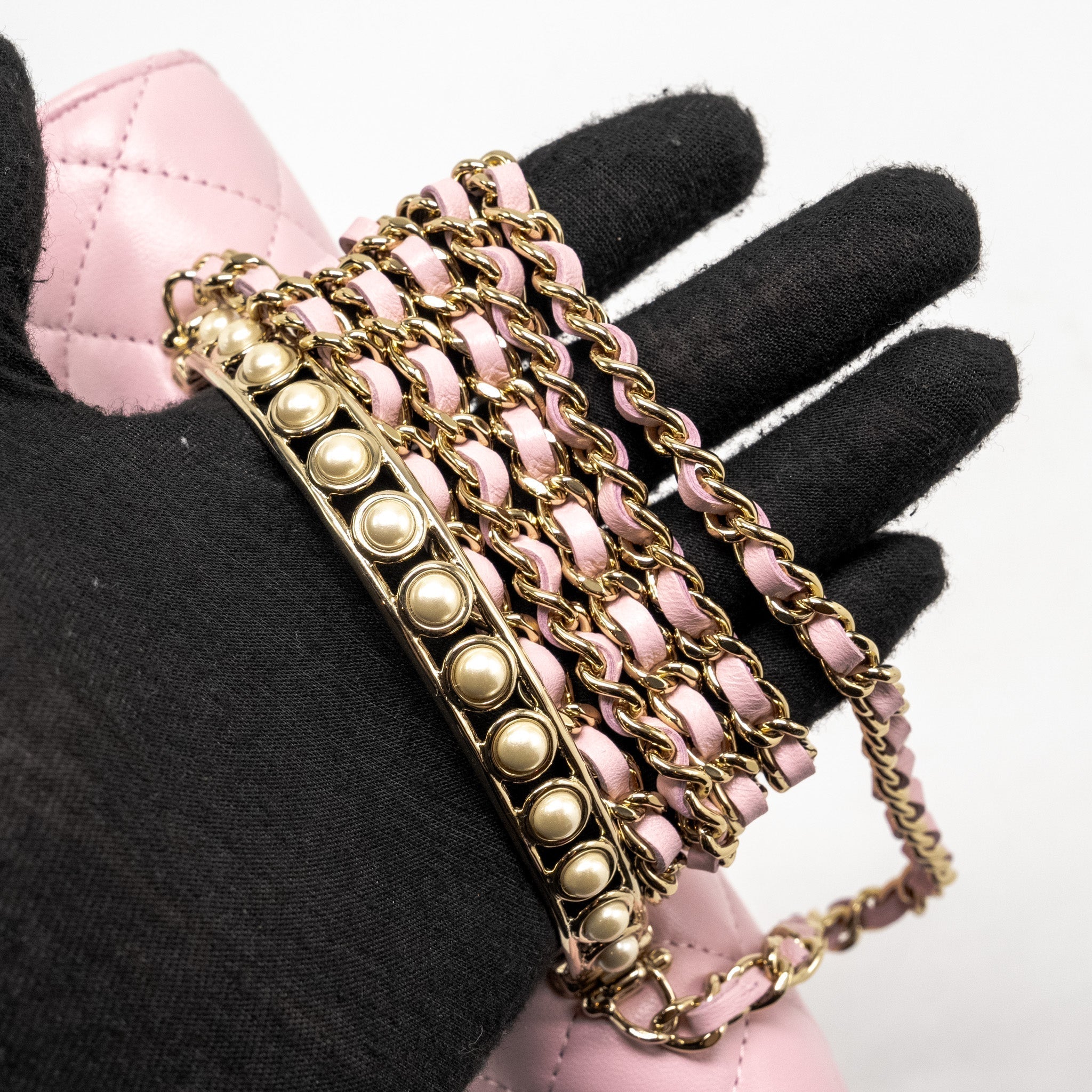 chanel-pearl-detailed-top-handel-wallet-on-chain-lambskin-pink-lghw-microchip