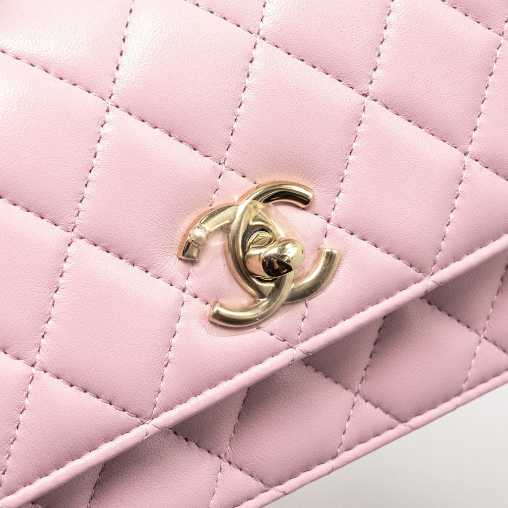 chanel-pearl-detailed-top-handel-wallet-on-chain-lambskin-pink-lghw-microchip