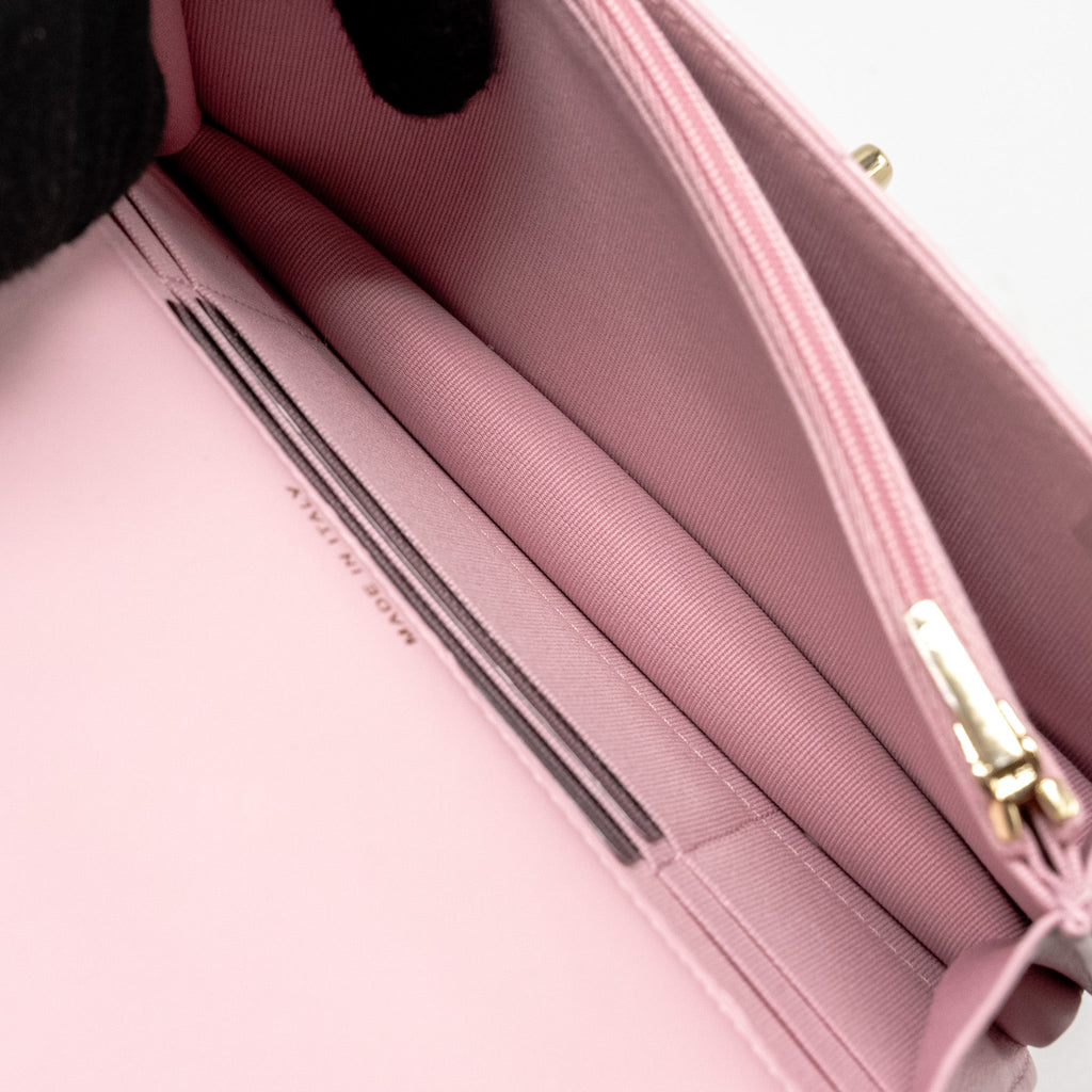 chanel-pearl-detailed-top-handel-wallet-on-chain-lambskin-pink-lghw-microchip