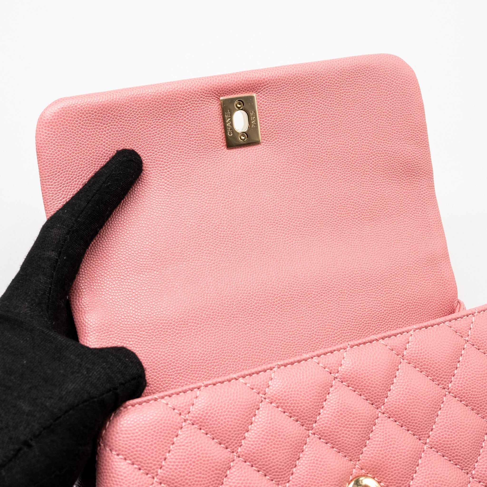 chanel-small-coco-handle-caviar-pink-lghw