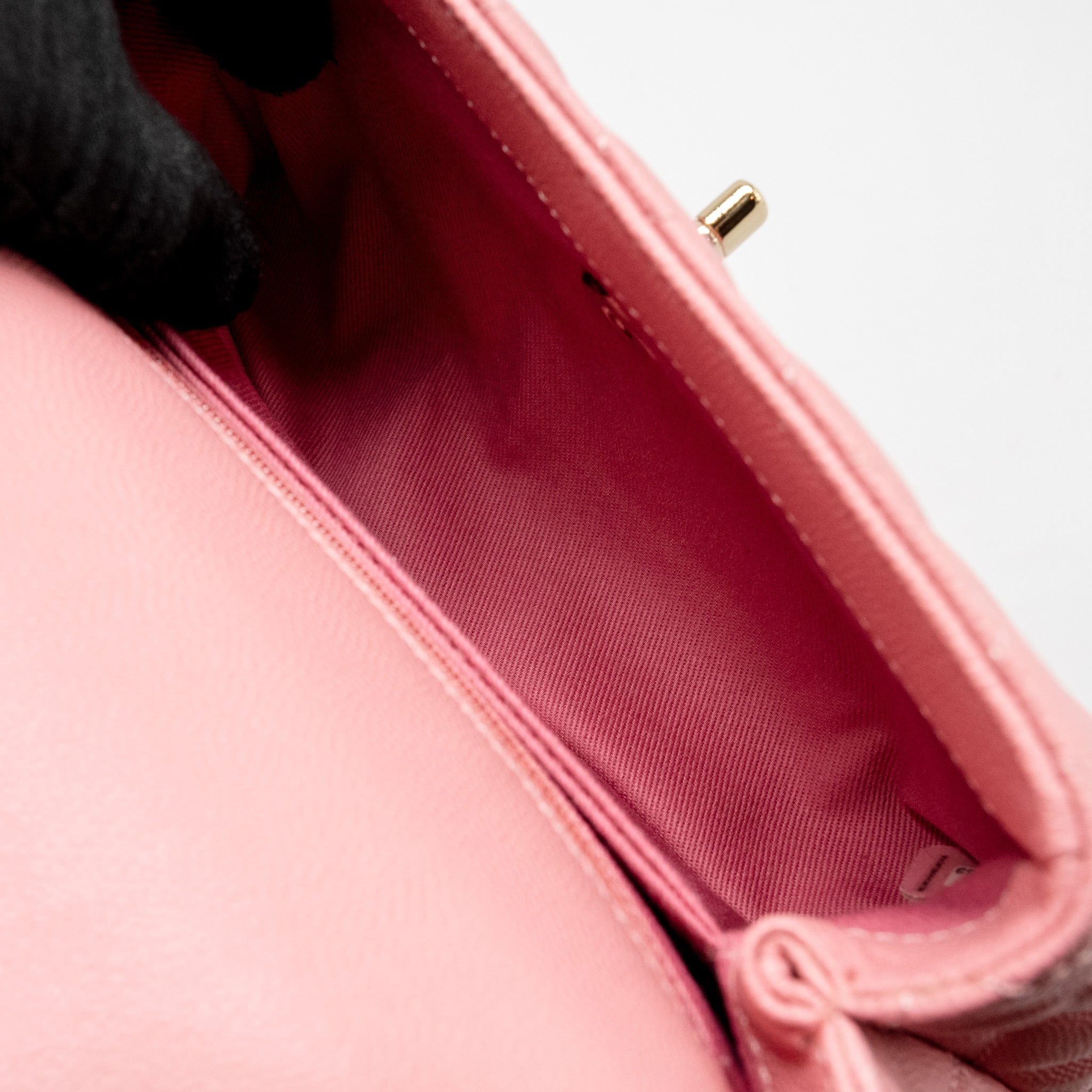 chanel-small-coco-handle-caviar-pink-lghw