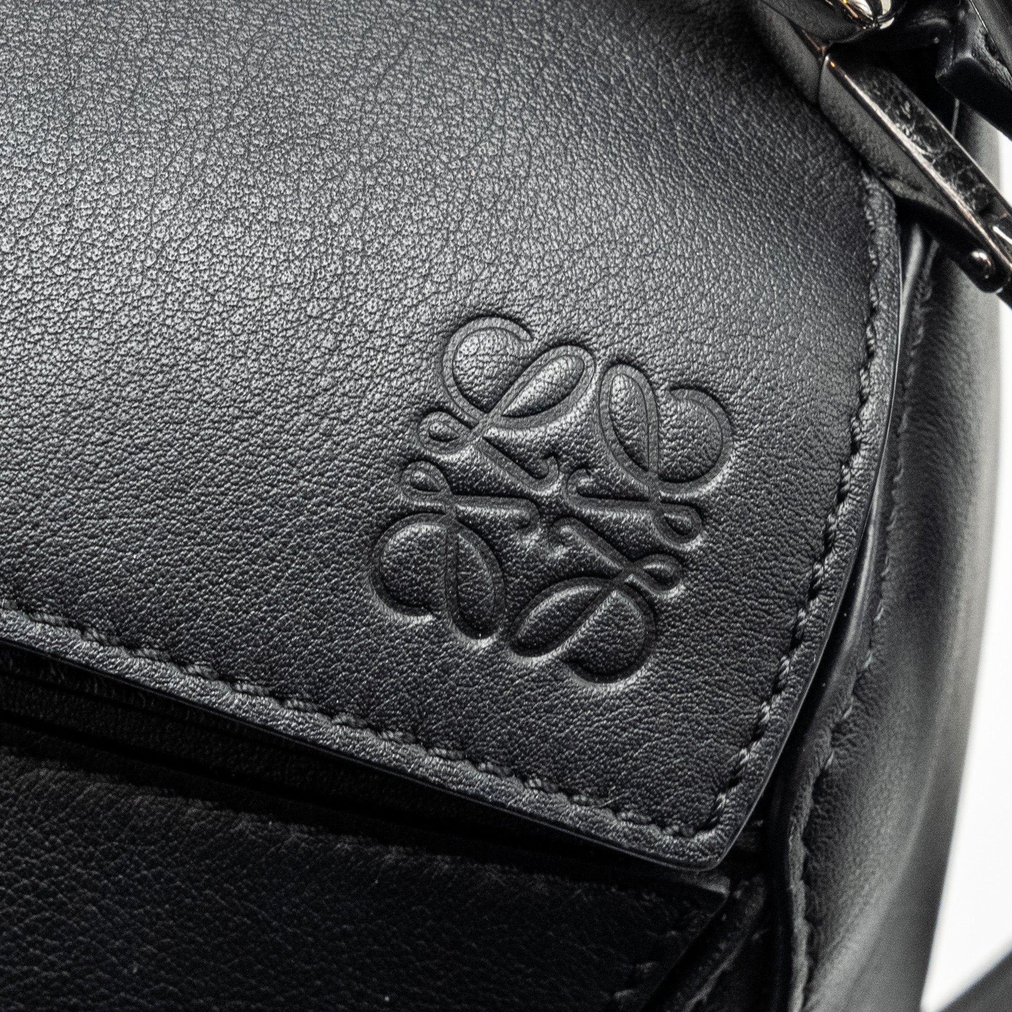 loewe-small-puzzle-bag-calfskin-black-shw