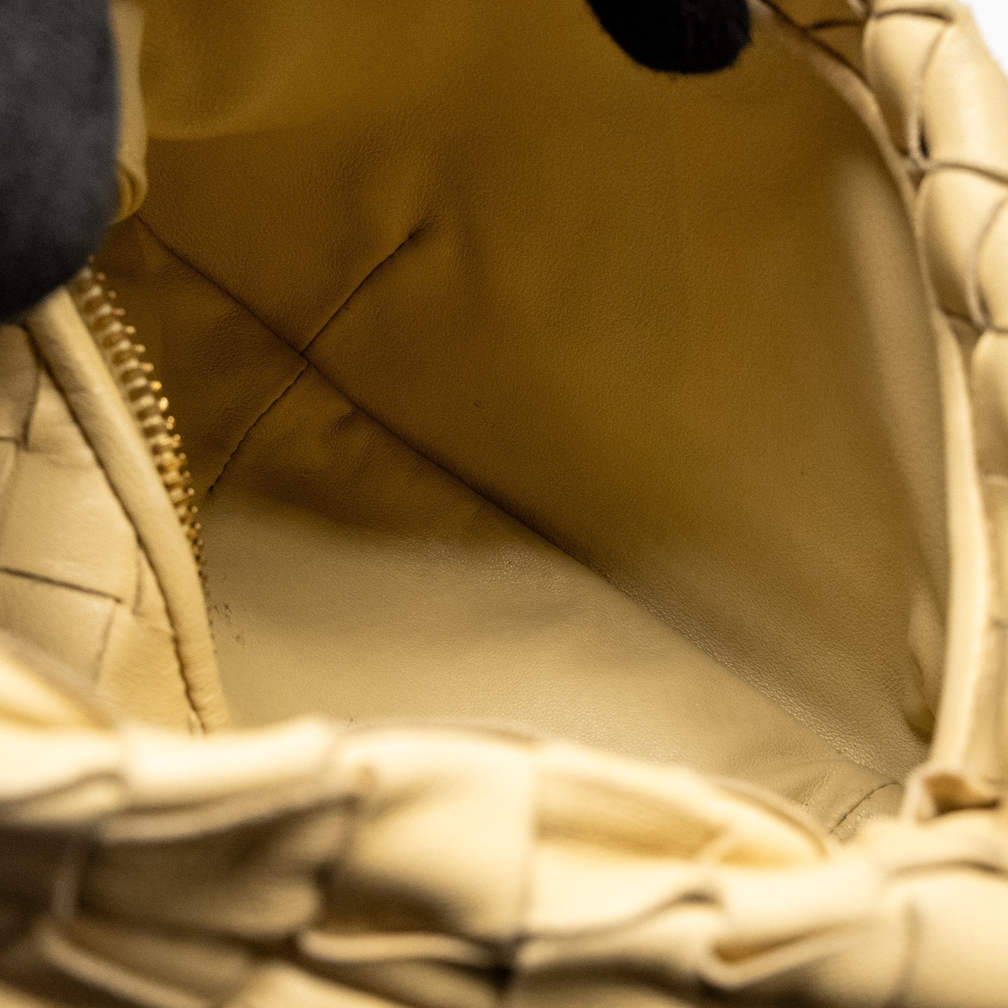 bottega-veneta-mini-jodie-lambskin-beige-ghw-1