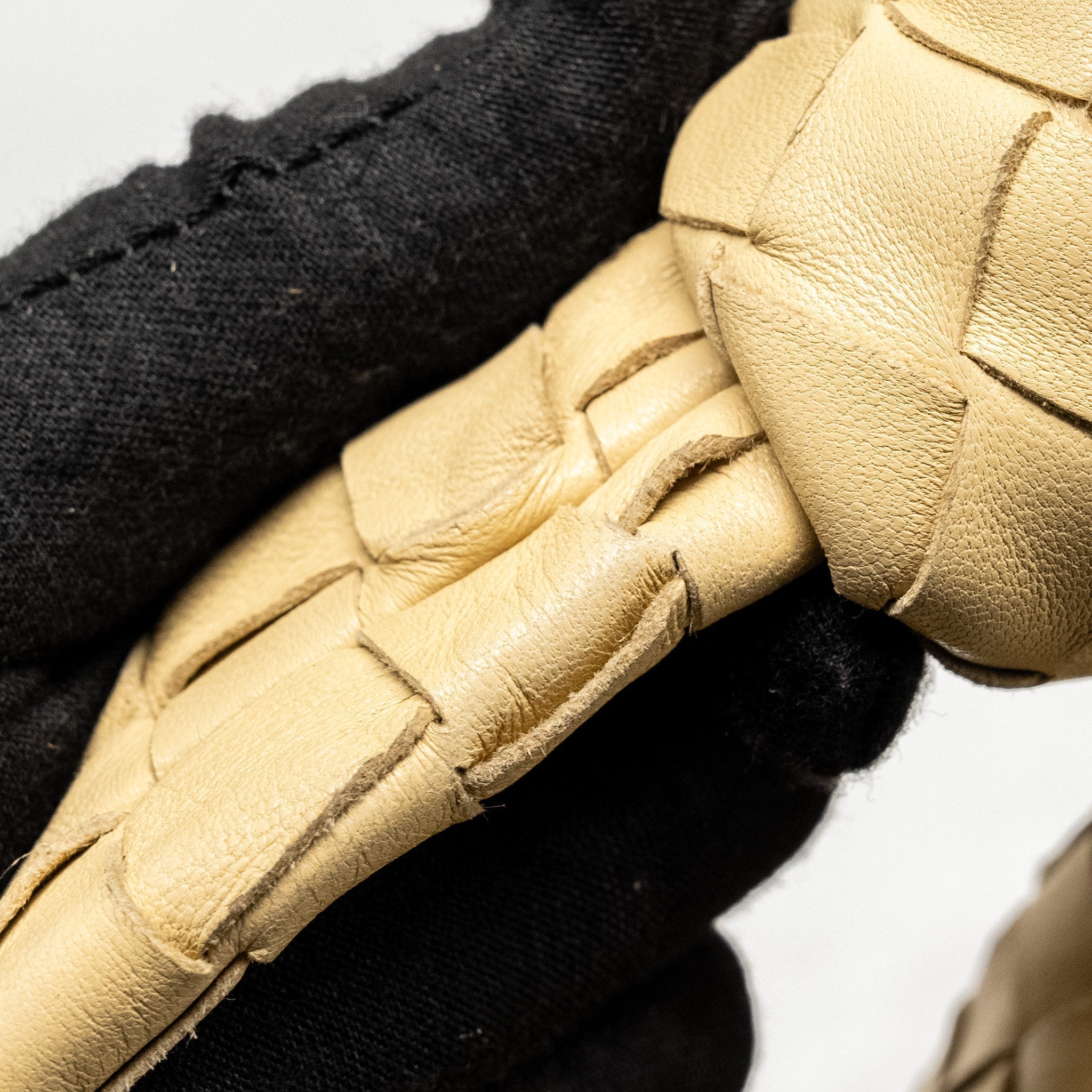 bottega-veneta-mini-jodie-lambskin-beige-ghw-1