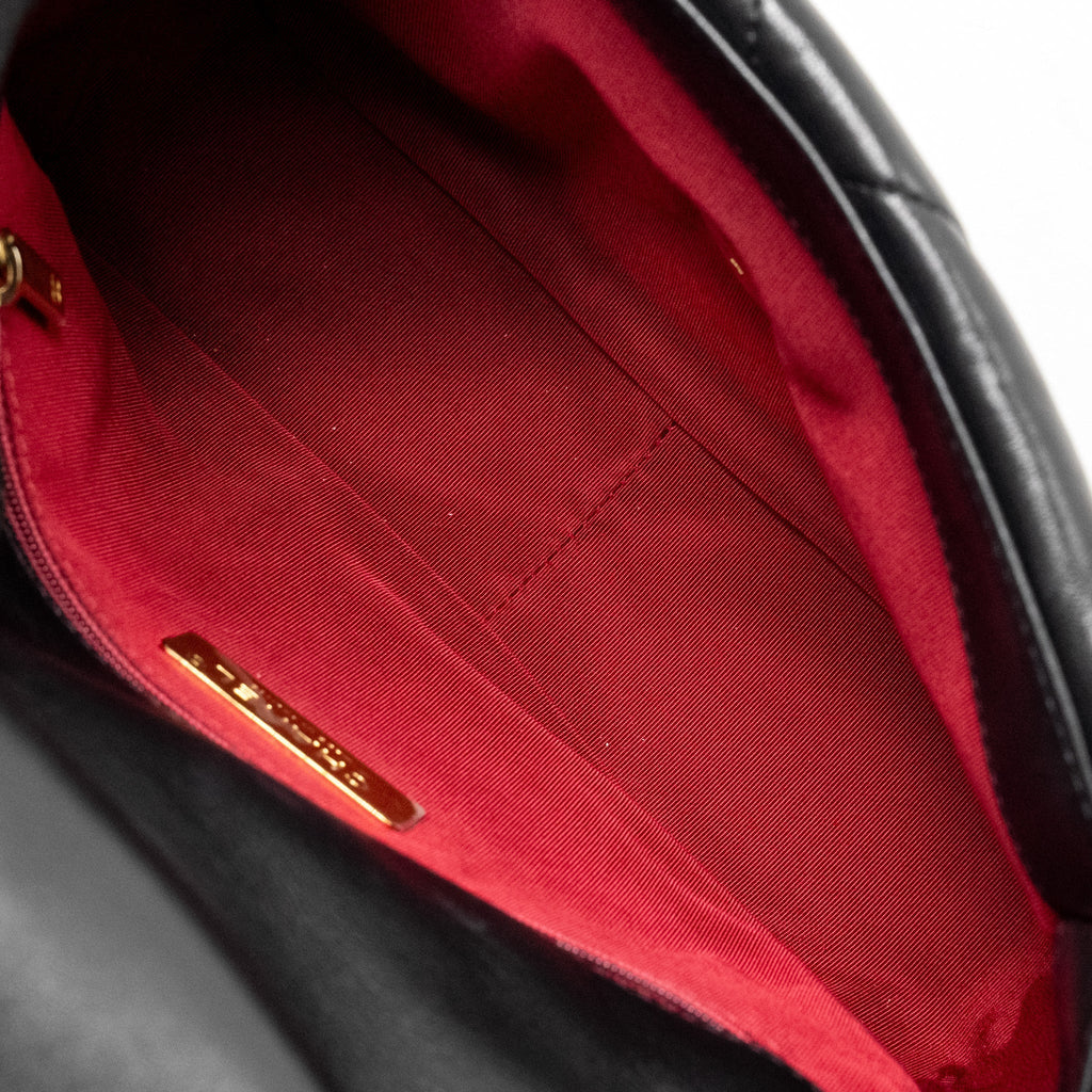 chanel-small-19-bag-lambskin-black-multicolour-hardware-3