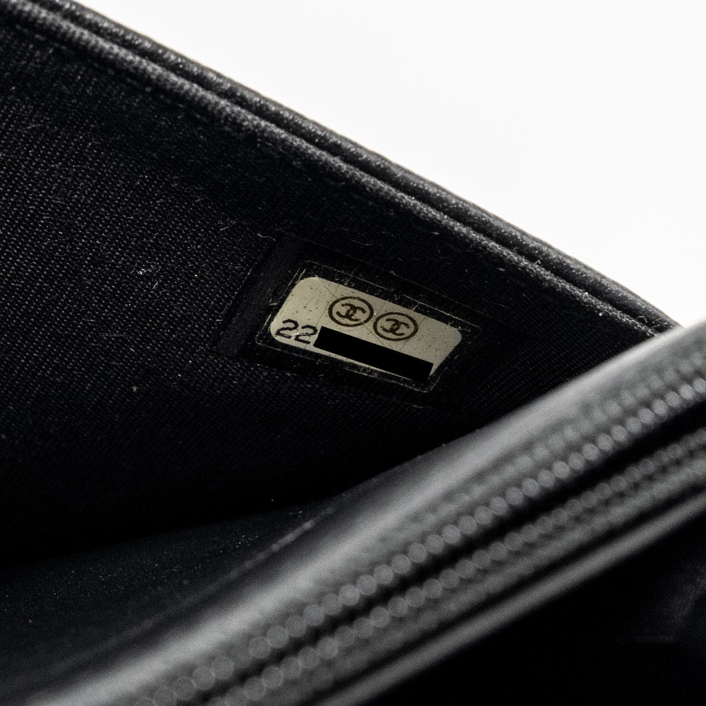 chanel-timeless-wallet-on-chain-caviar-black-shw