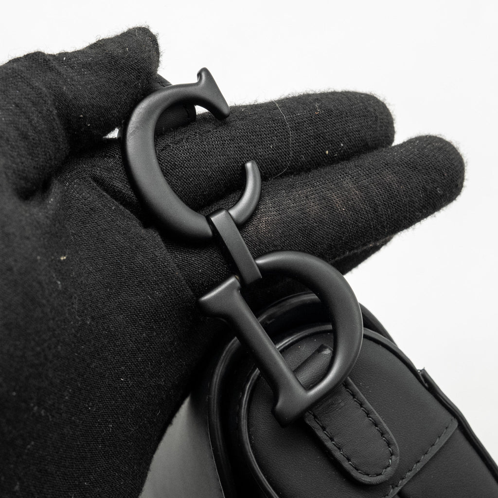 dior-mini-saddle-calfskin-so-black