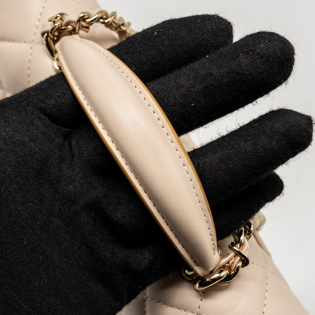 chanel-top-handle-mini-rectangular-flap-bag-lambskin-ecru-dark-beige-lghwmicrochip-copy-1
