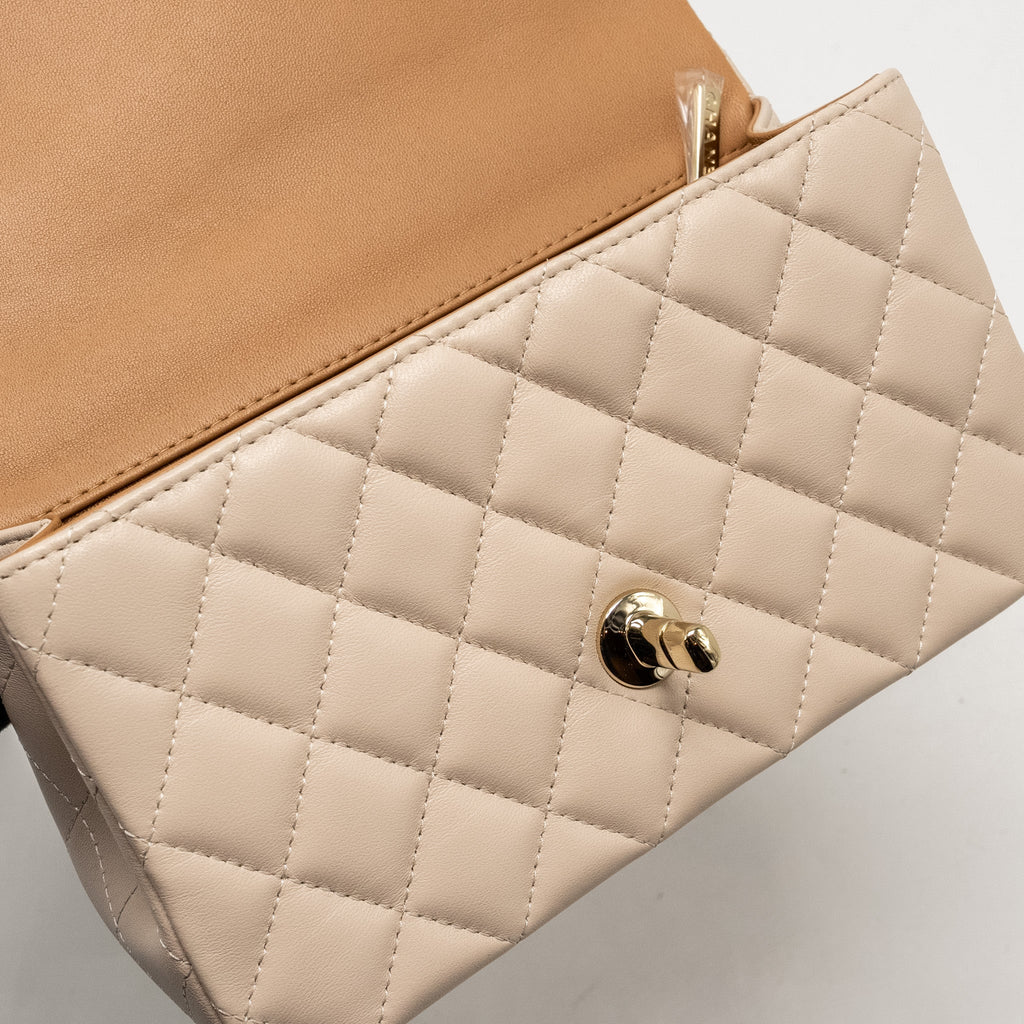 chanel-top-handle-mini-rectangular-flap-bag-lambskin-ecru-dark-beige-lghwmicrochip-copy-1