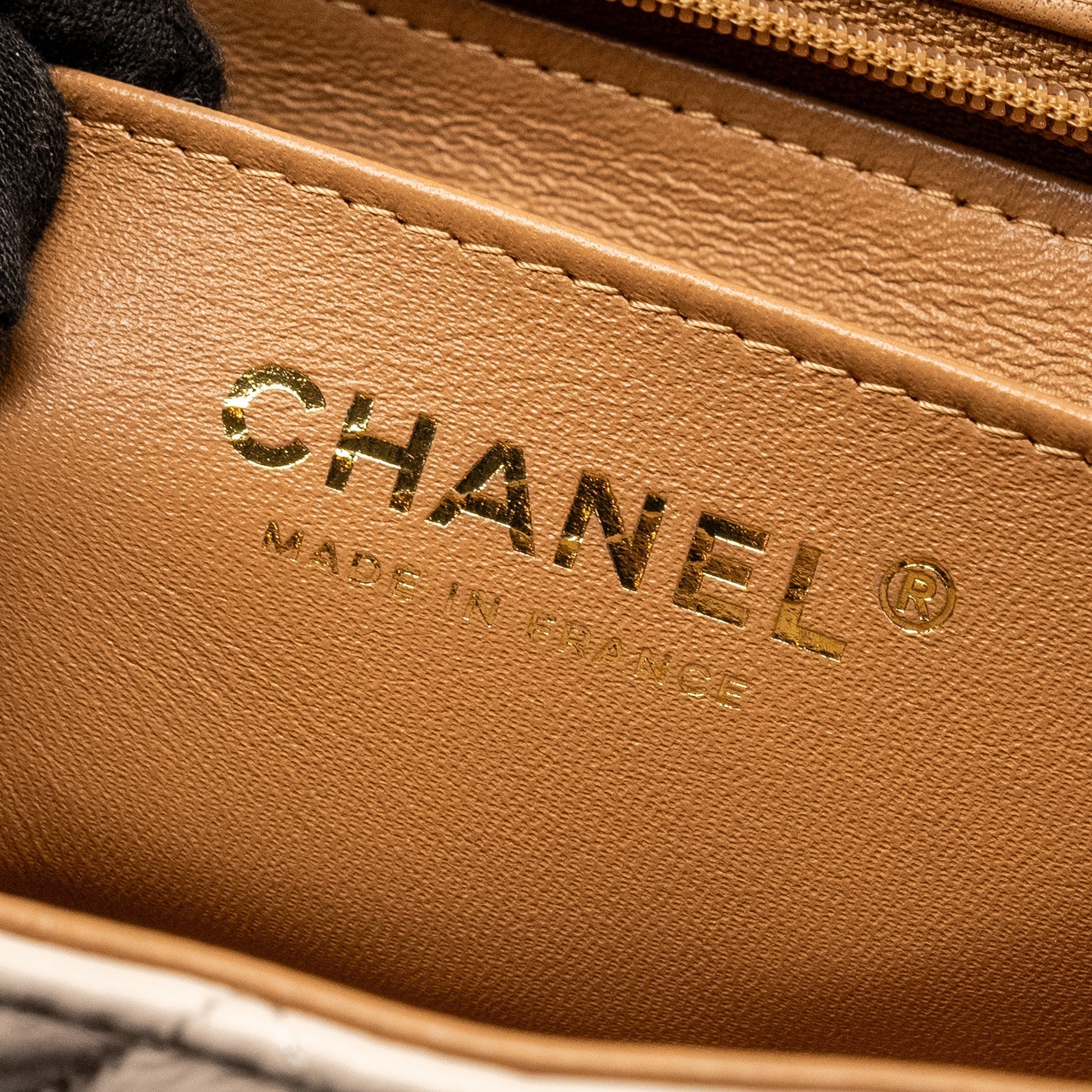 chanel-top-handle-mini-rectangular-flap-bag-lambskin-ecru-dark-beige-lghwmicrochip-copy-1